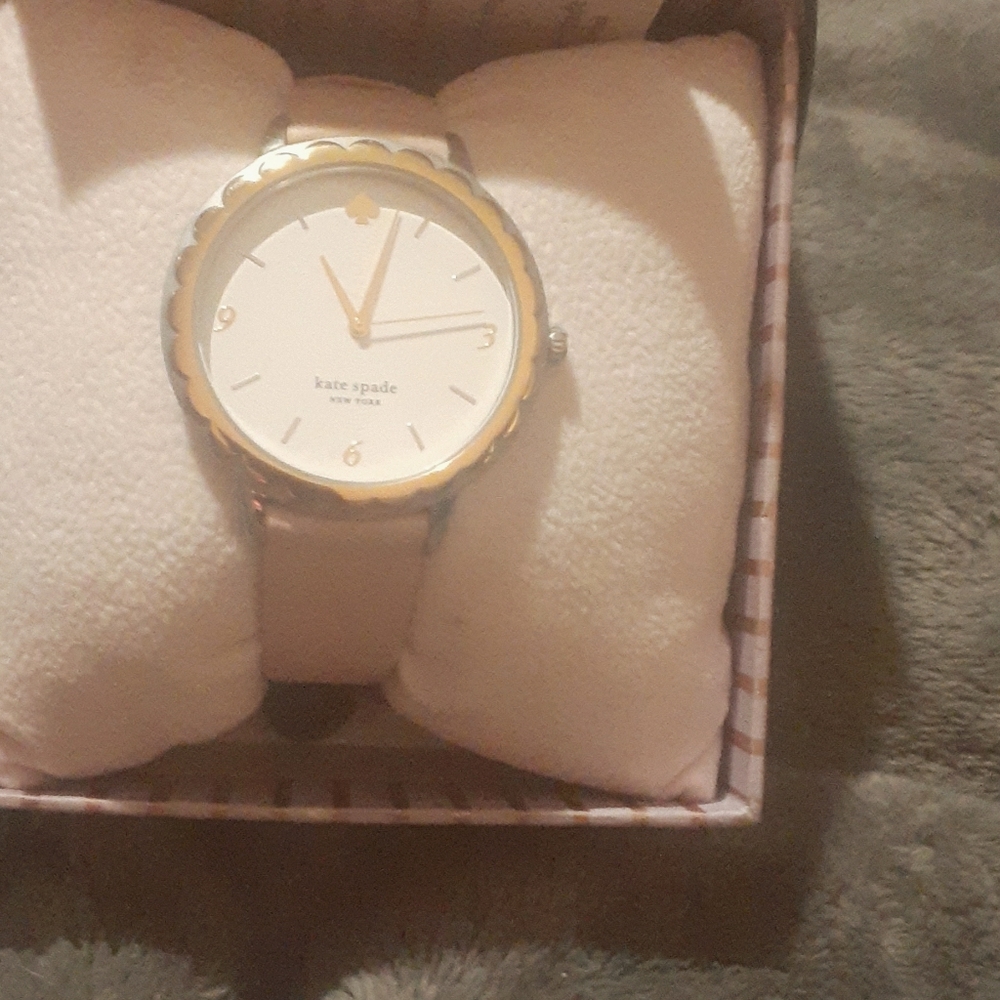 KATE SPADE WATCH, NEW IN BOX